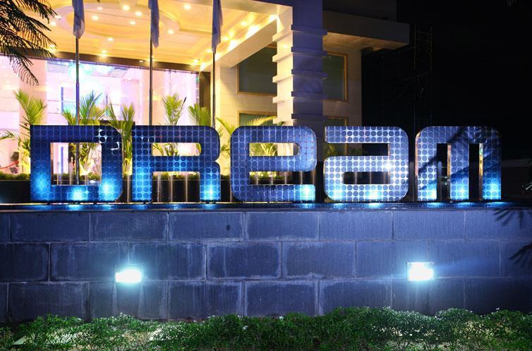 Radisson Blu Kochi Hotel Buitenkant foto The Dream Hotel