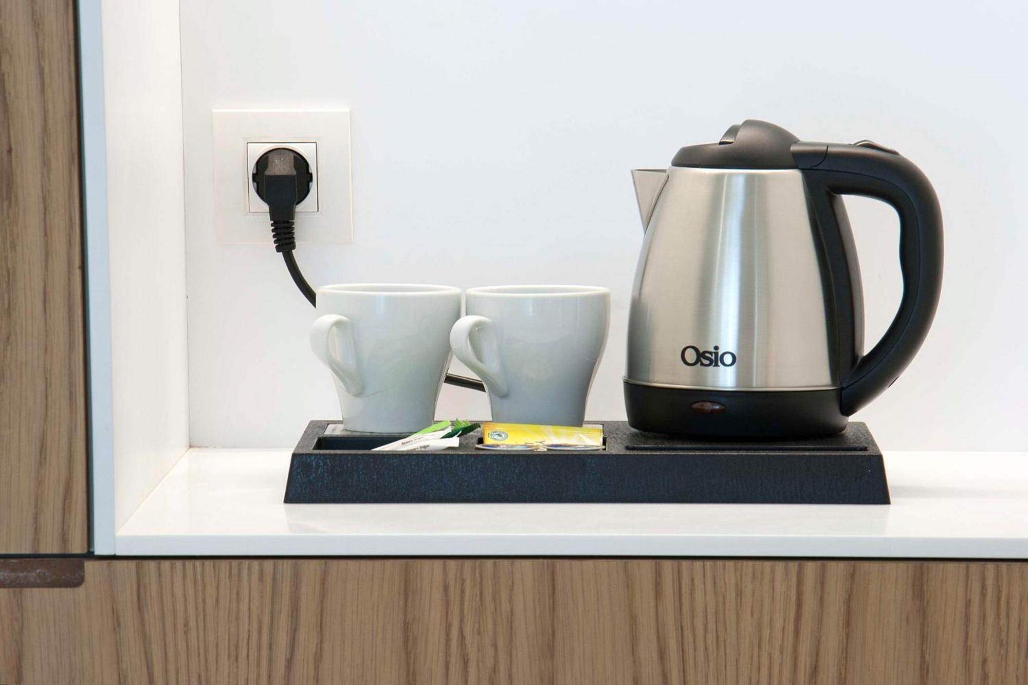Radisson Blu Kochi Hotel Buitenkant foto A kettle