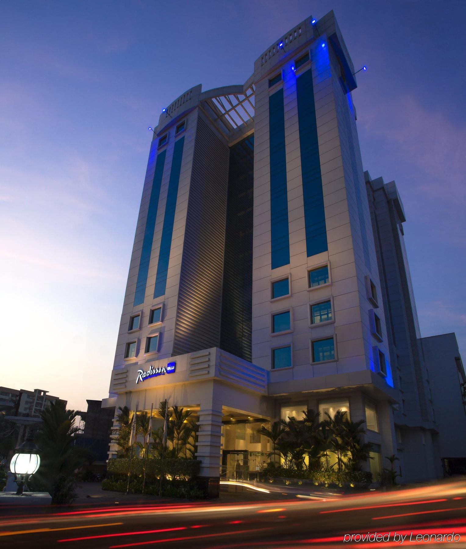 Radisson Blu Kochi Hotel Buitenkant foto Radisson Hotel, Dhaka